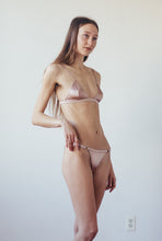 Charger l&#39;image dans la galerie, Silk Triangle Bikini Panty