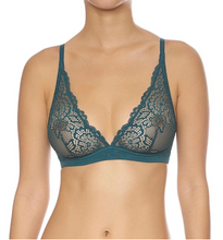 Load image into Gallery viewer, Flying Down to Rio Wireless Triangular Bralette